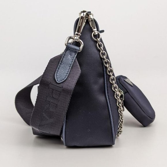 SOLD Prada Navy Nylon Re-Edition 2005 Bag - Picture 5 of 7